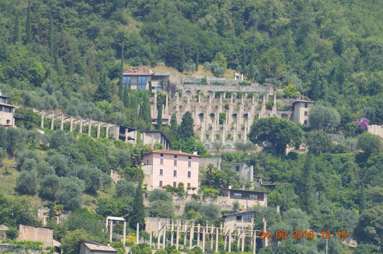 The Swan B&B Manerba del Garda Exterior foto