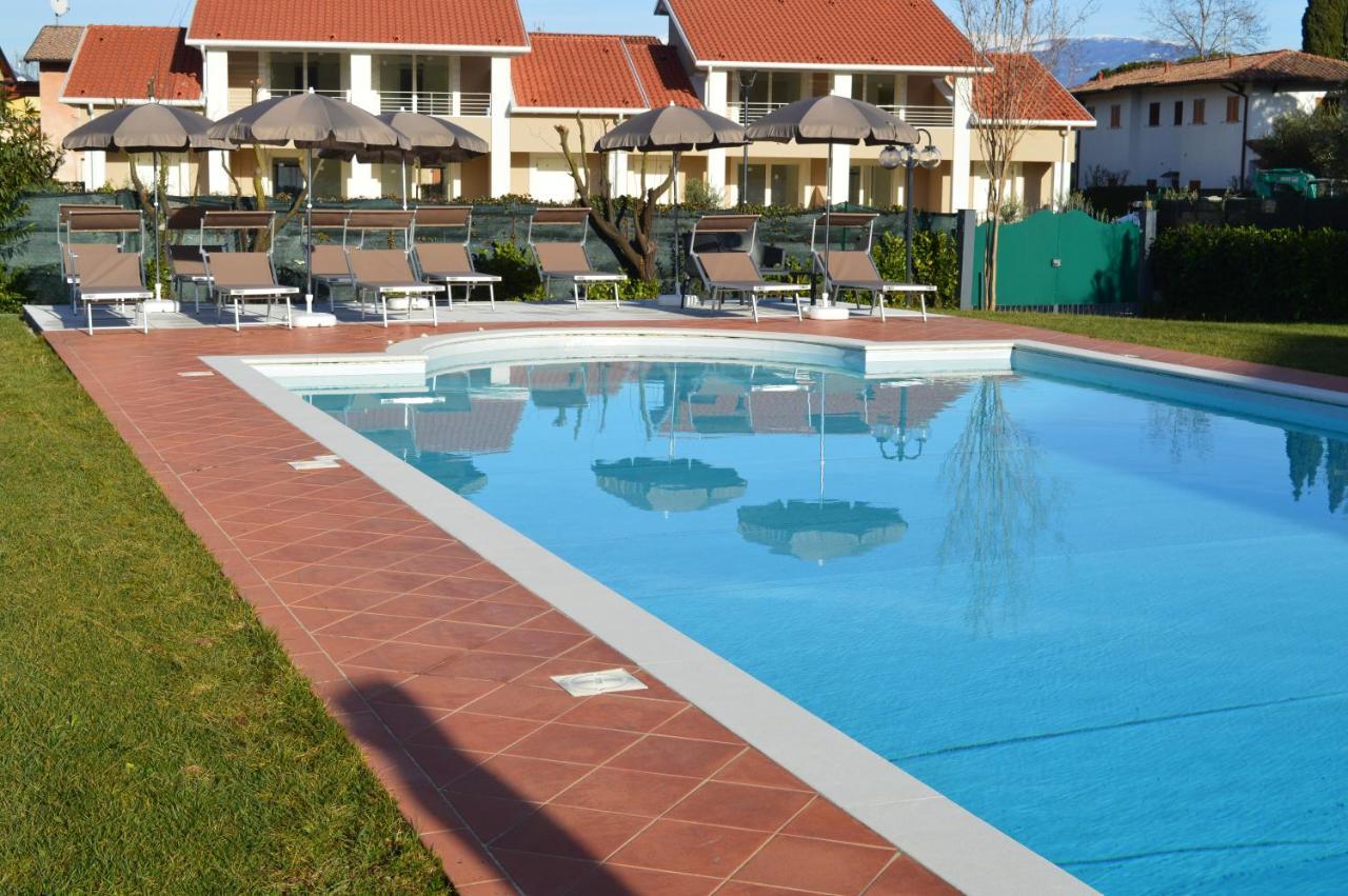 The Swan B&B Manerba del Garda Exterior foto