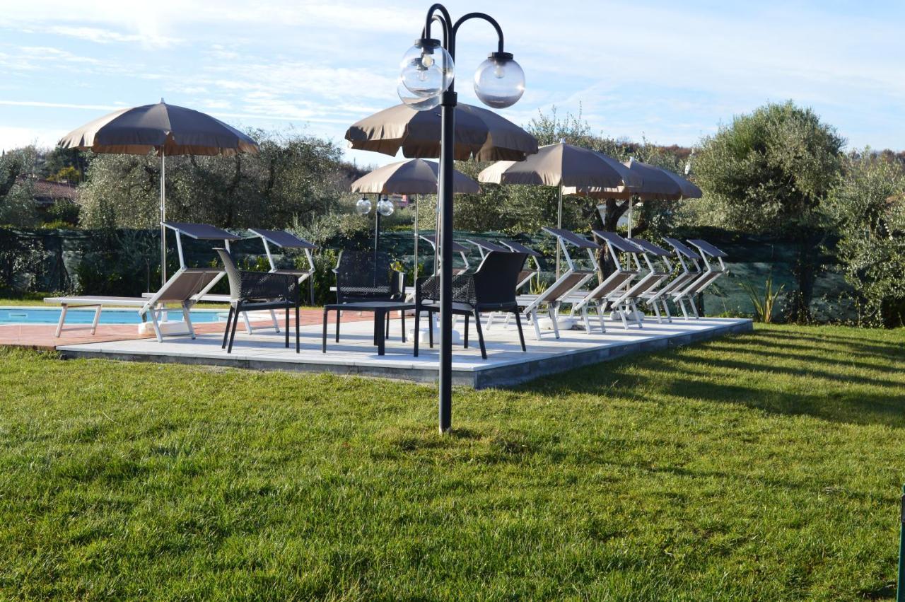 The Swan B&B Manerba del Garda Exterior foto