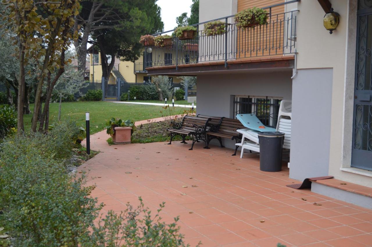 The Swan B&B Manerba del Garda Exterior foto