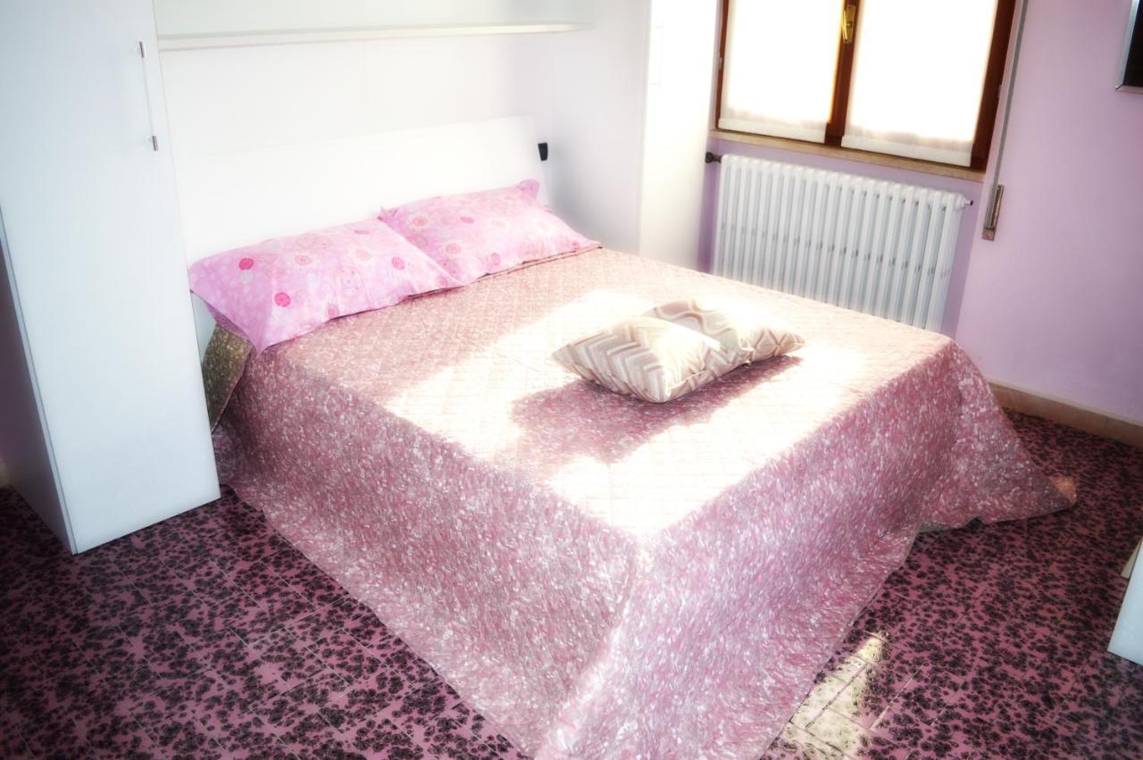 The Swan B&B Manerba del Garda Exterior foto