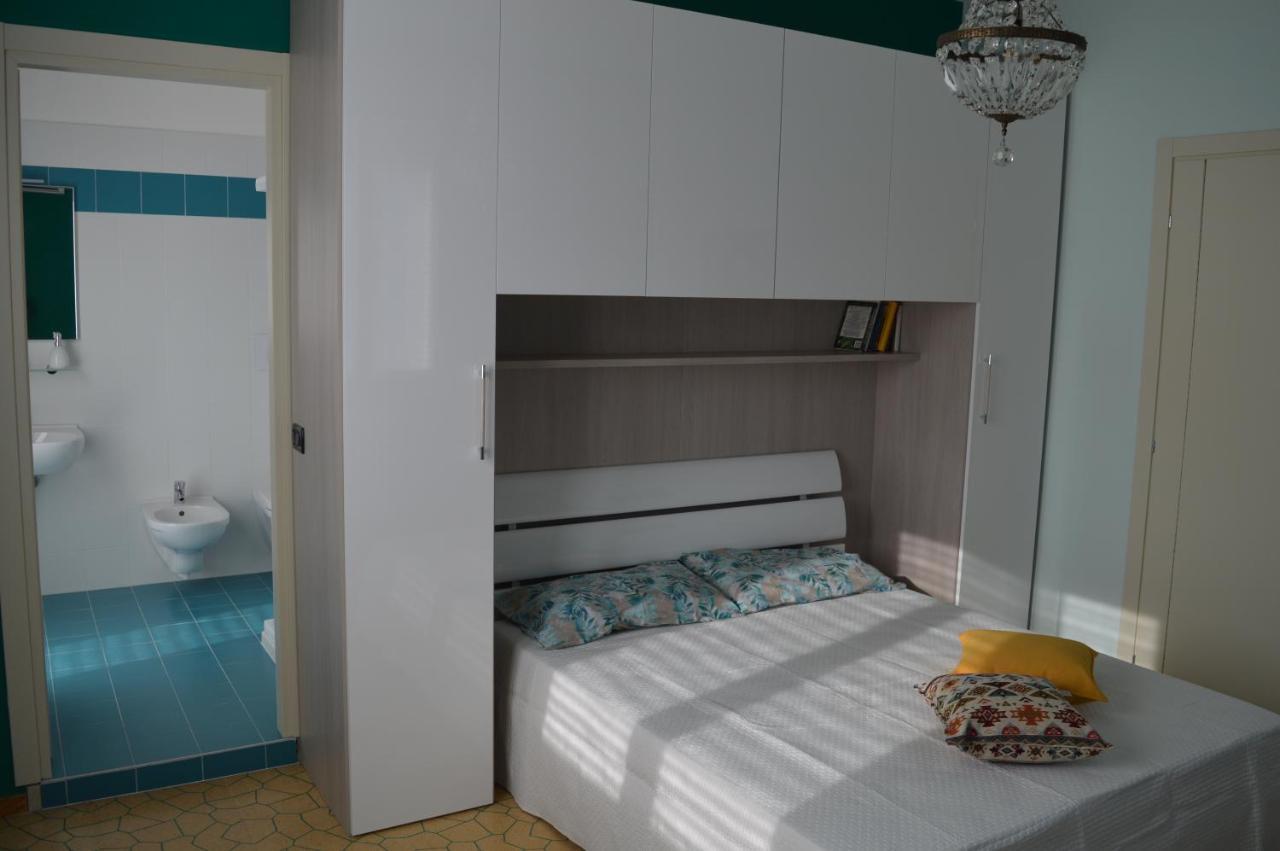 The Swan B&B Manerba del Garda Exterior foto